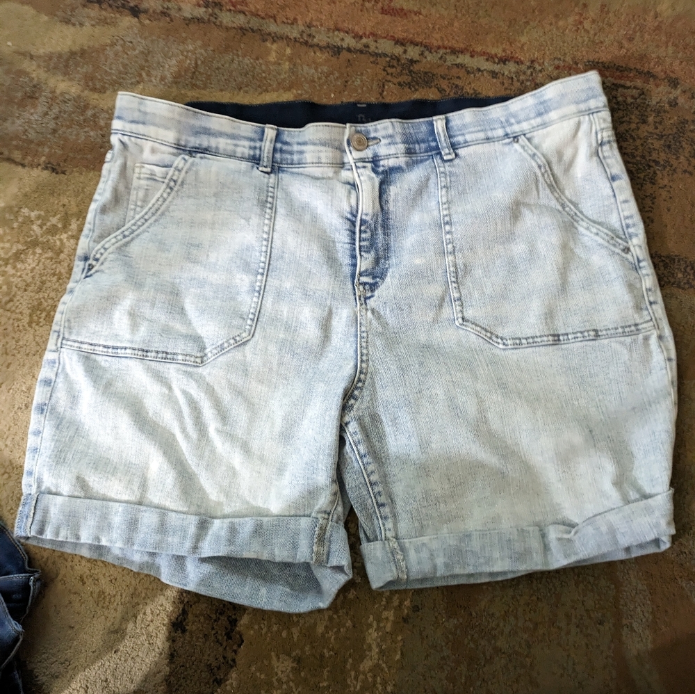 Terra sky Jean shorts sz 20w women's